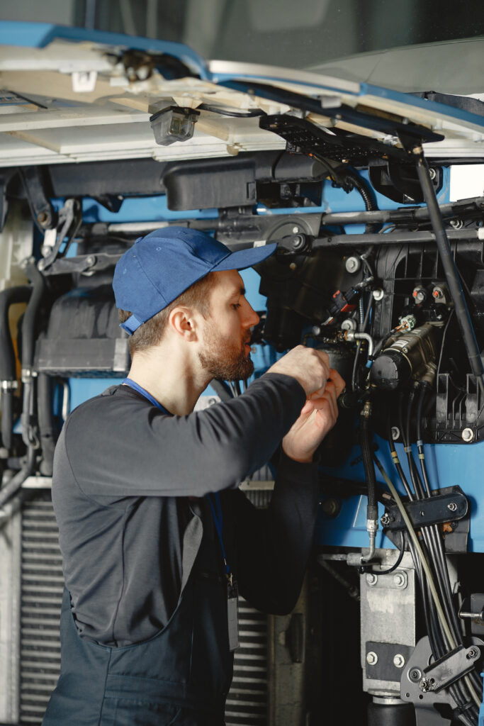 Common Warning Signs of Electrical Trouble in Rolls Royce